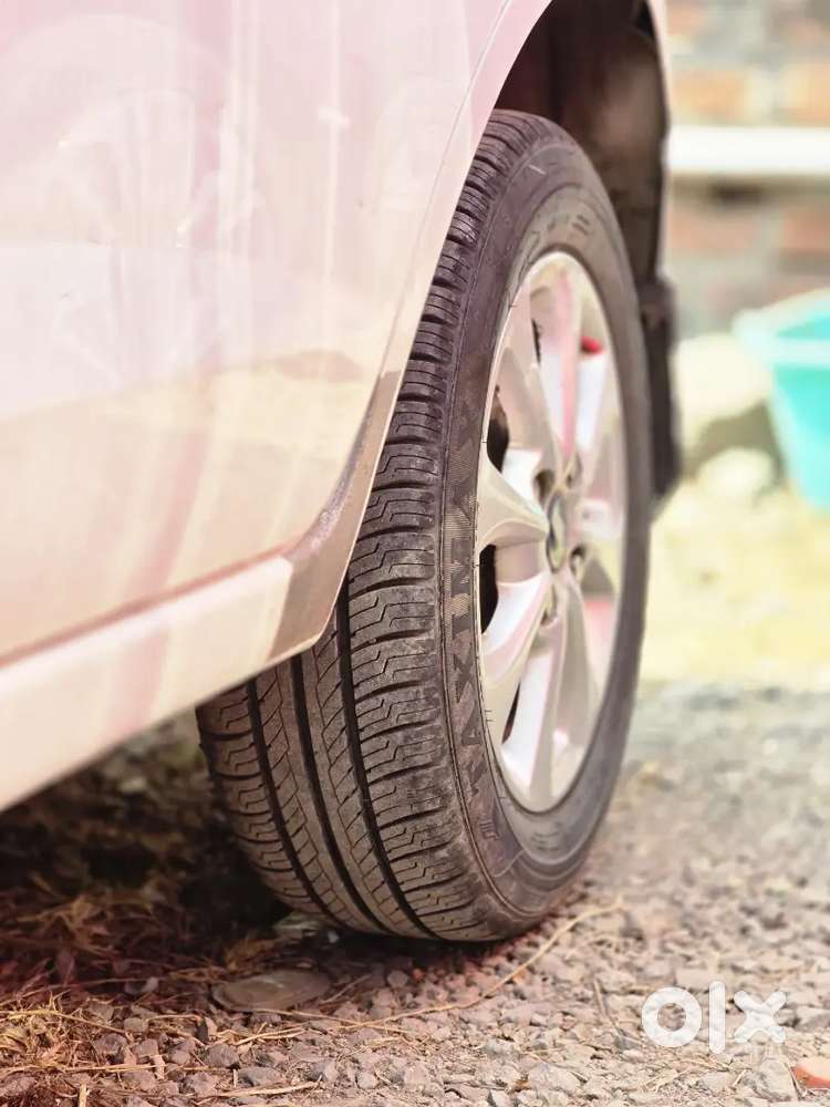 Ford Figo2011 Diesel85000km Driven Insurance Active Till December 2026