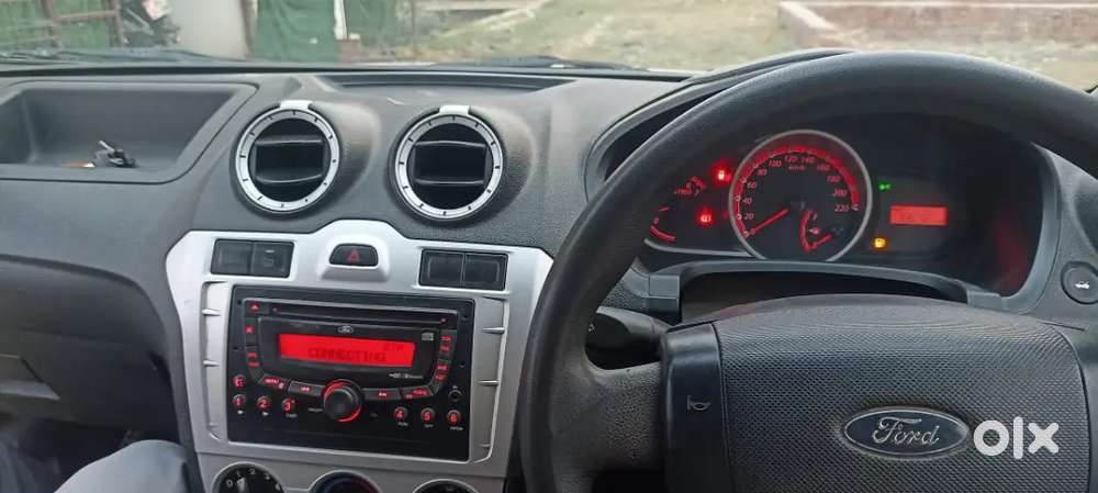 Ford Figo 2013 Diesel 90000 Km Driven
