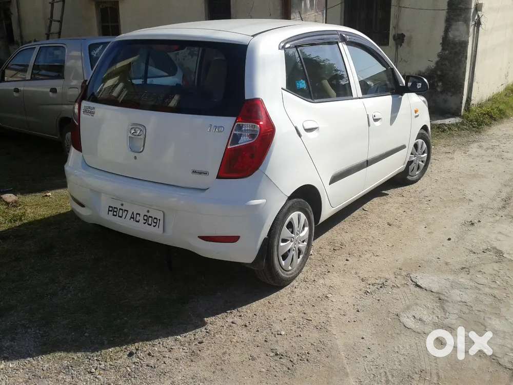 Hyundai I10 Magna Petrol 2012