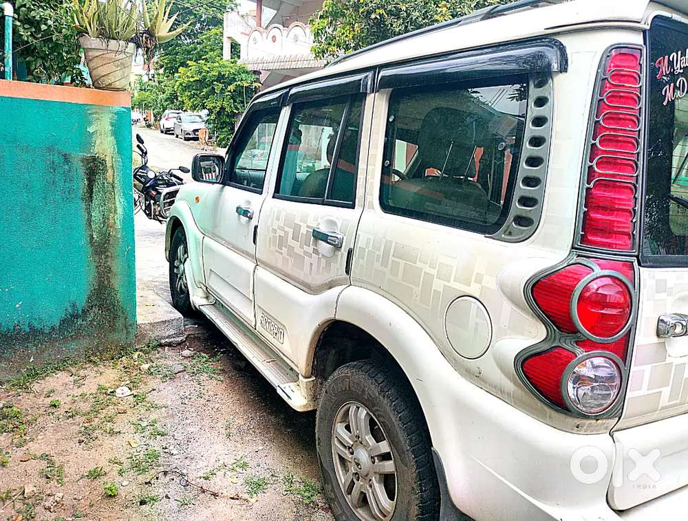 Mahindra Scorpio 2012 Diesel Well Maintained