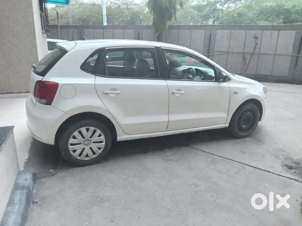 Volkswagen Polo 2013 Petrol 72000 Km Driven