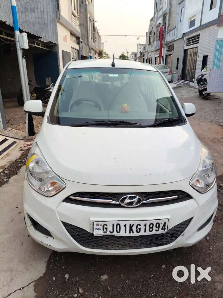 Hyundai I10 2011 Magneta Manual