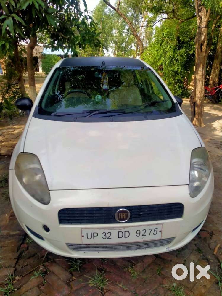 Fiat Grande Punto 2010 Petrol 50000 Km Driven