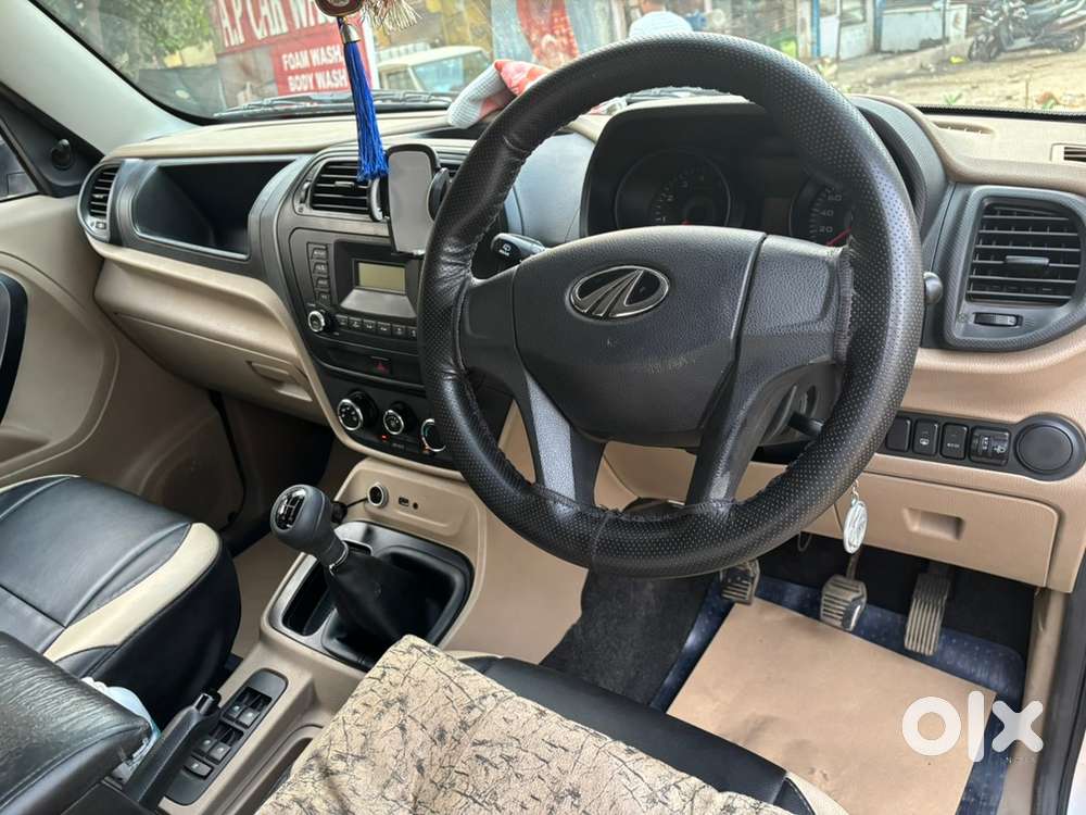 Mahindra Tuv 300 2018