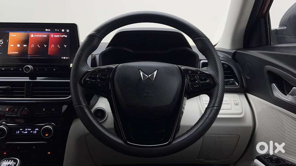 Mahindra Xuv 3xo Ax5 Ds Mt, 2024, Diesel