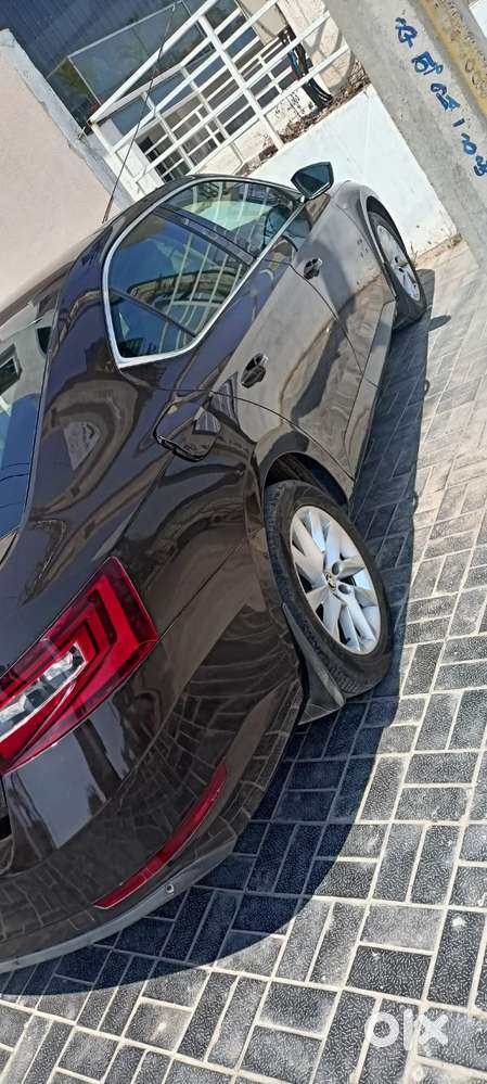 Skoda Superb Style 1.8 Tsi At, 2016, Petrol