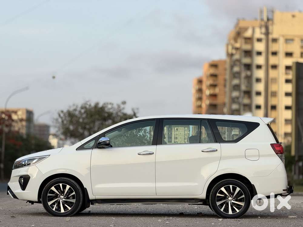 Toyota Innova Crysta [2020-ongoing] 2.4 Zx At 7 Str, 2022, Diesel