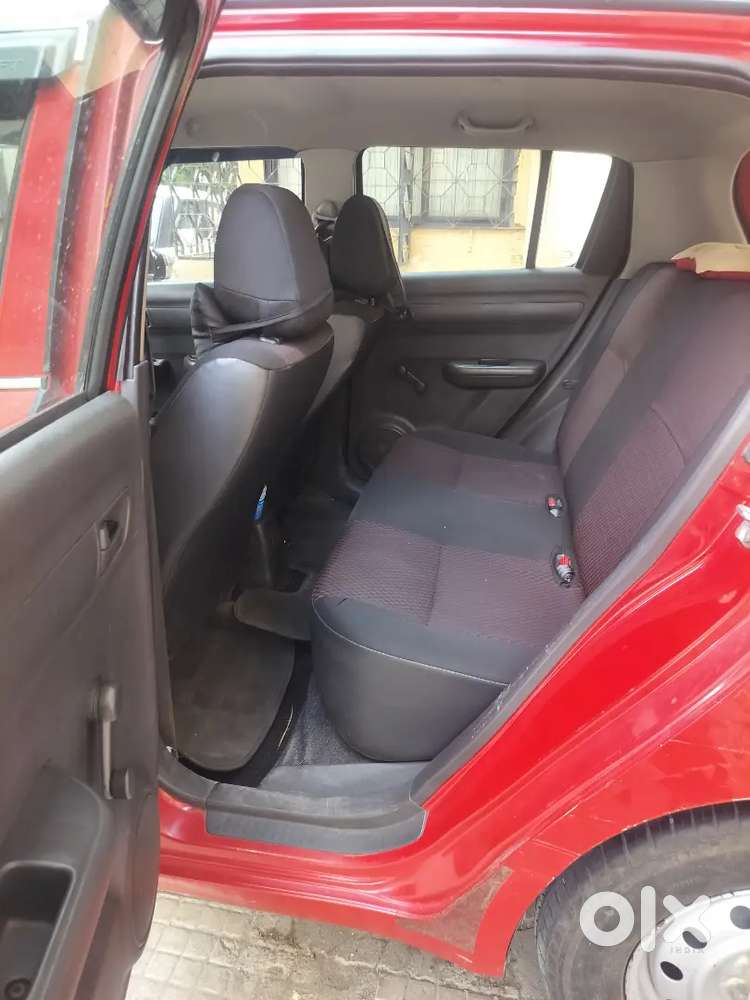 Maruti Suzuki Swift 2010  Petrol   Only 33800 Km Driven