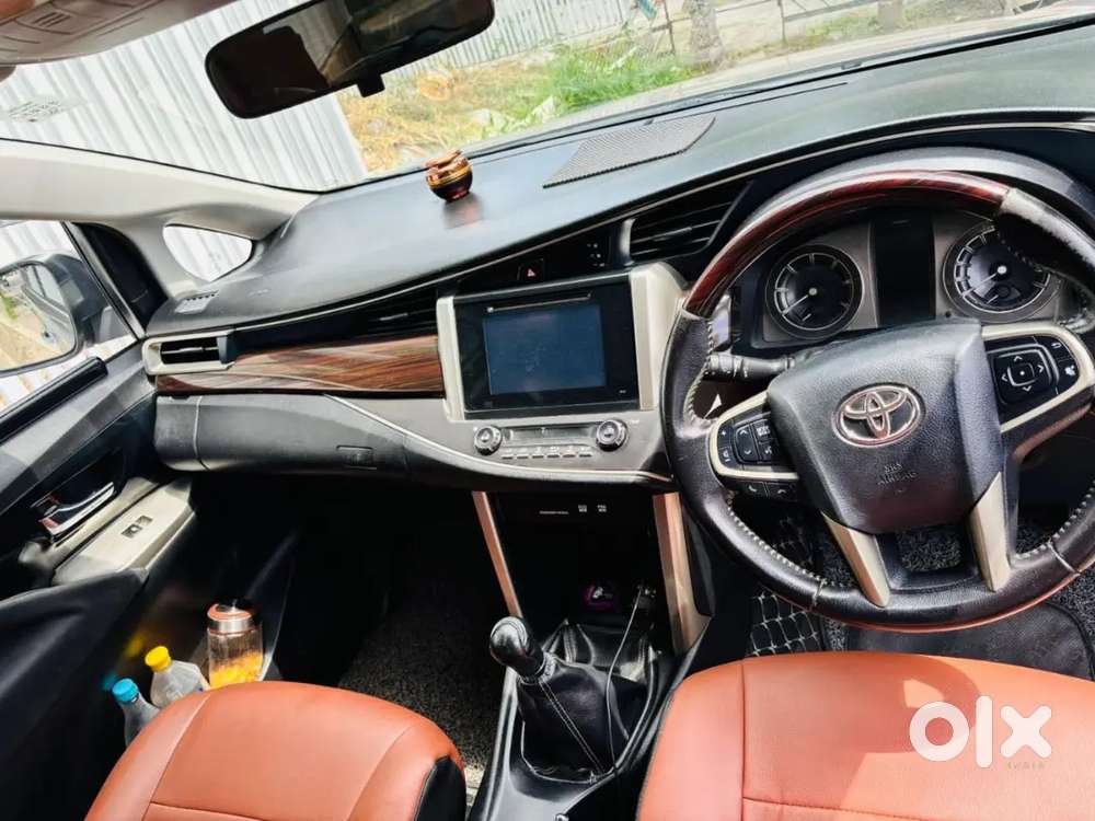 Toyota Innova Crysta 2017 Diesel 128000 Km Driven