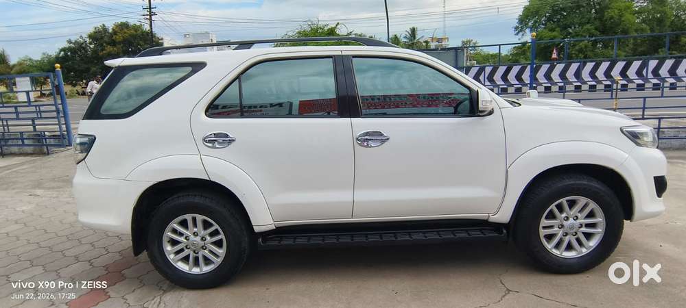 Toyota Fortuner 4x4 At, 2014, Diesel