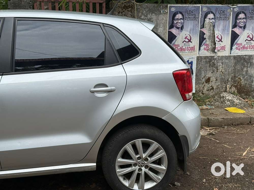 Volkswagen Polo Petrol Highline 2013 Model