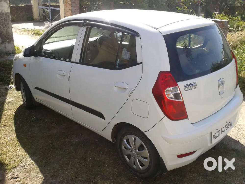 Hyundai I10 Magna Petrol 2012