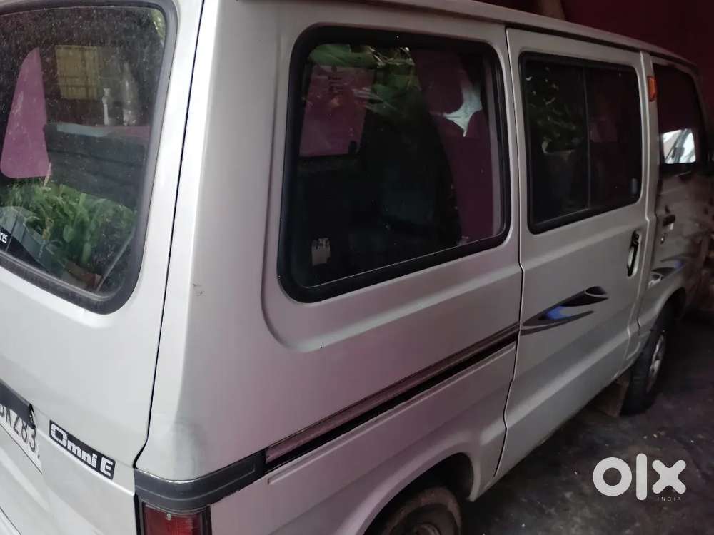 Maruti Suzuki Omni 2012