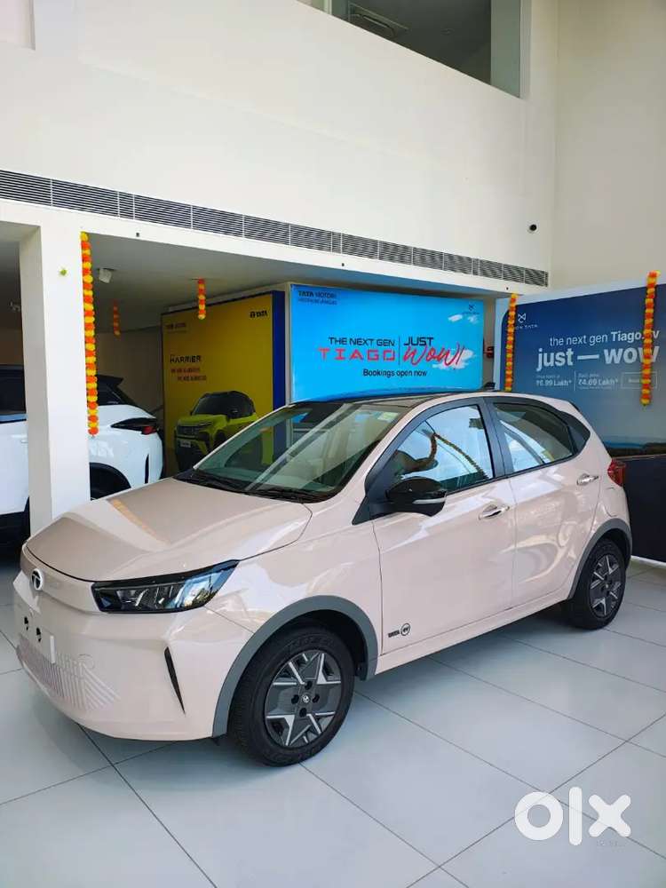 Tata Tiago 1.2 Limited Petrol 2026