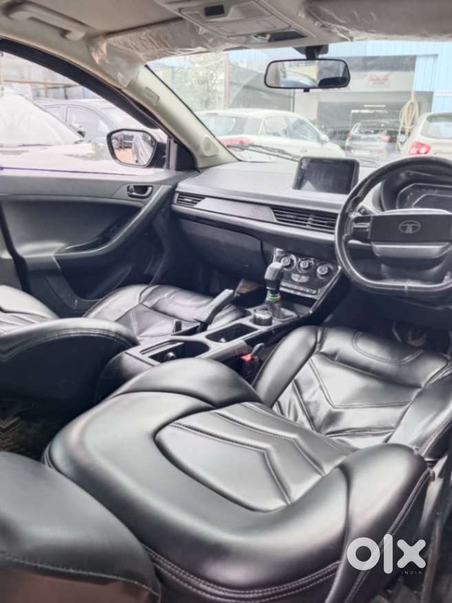 Tata Nexon Smart Plus1.2 Revotron Petrol 5 Mt, 2024, Petrol