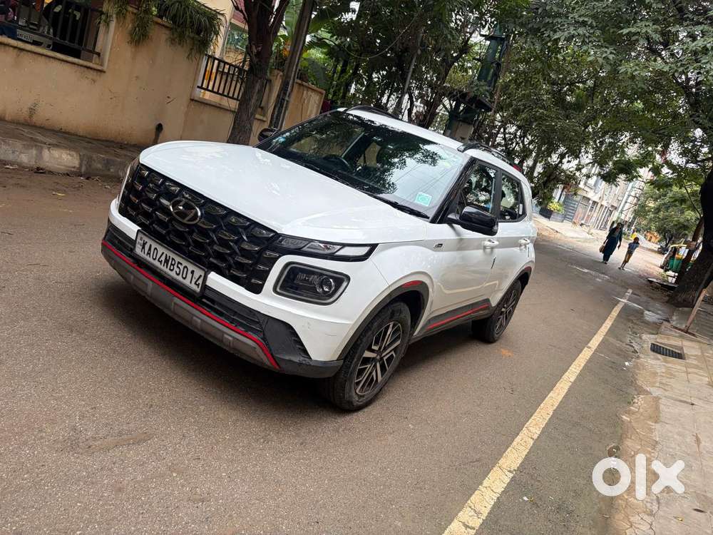 Hyundai Venue N Line 1.0 N8 Turbo Dct Dual Tone, 2023, Petrol