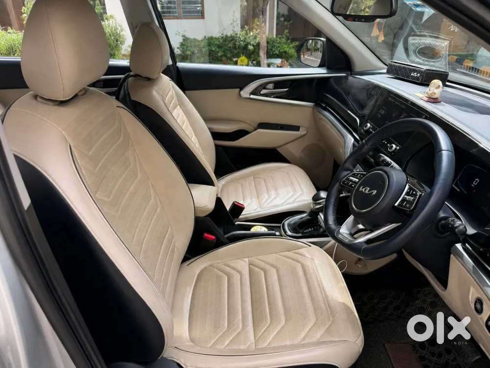 Kia Carens 1.4 Luxury Plus Dct 7 Str, 2022, Petrol