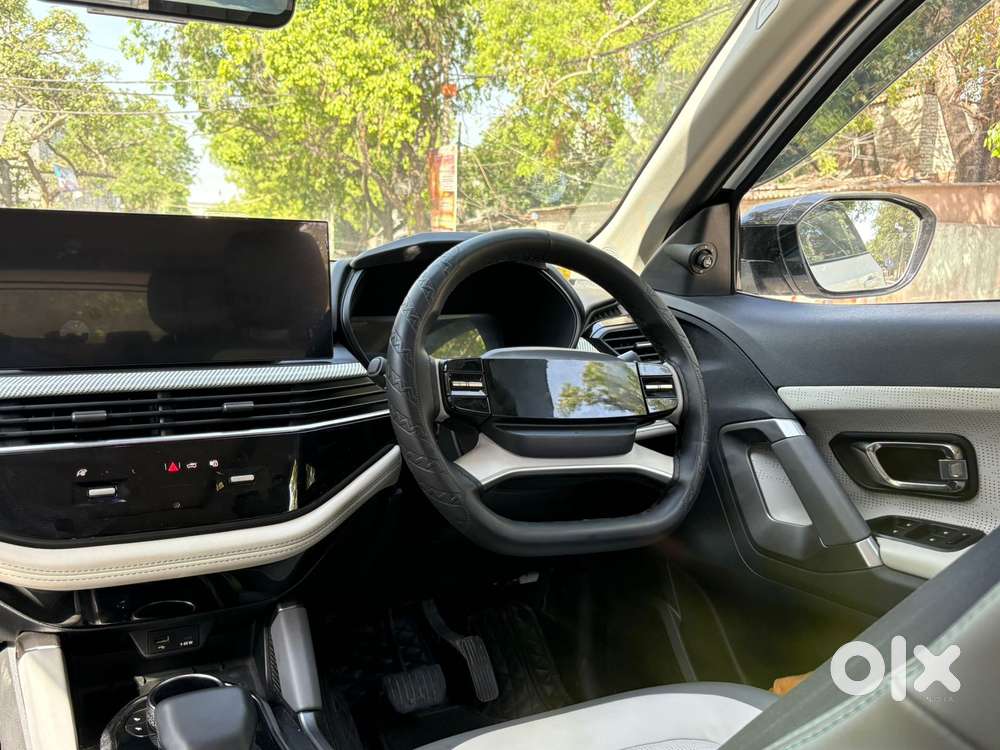 Tata Harrier Ev Xz Lux, 2025, Electric