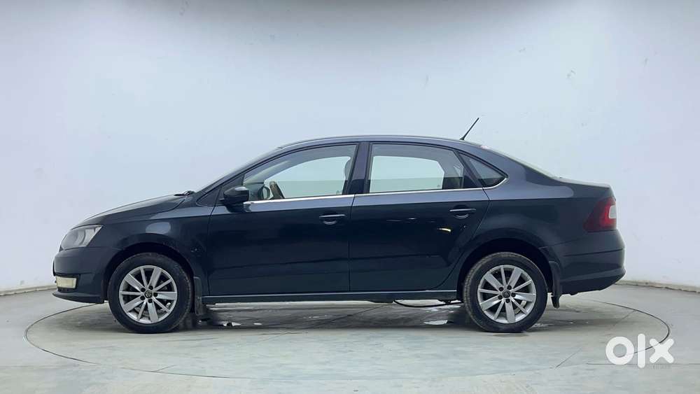 Skoda Rapid 1.0 Tsi Active, 2020, Petrol