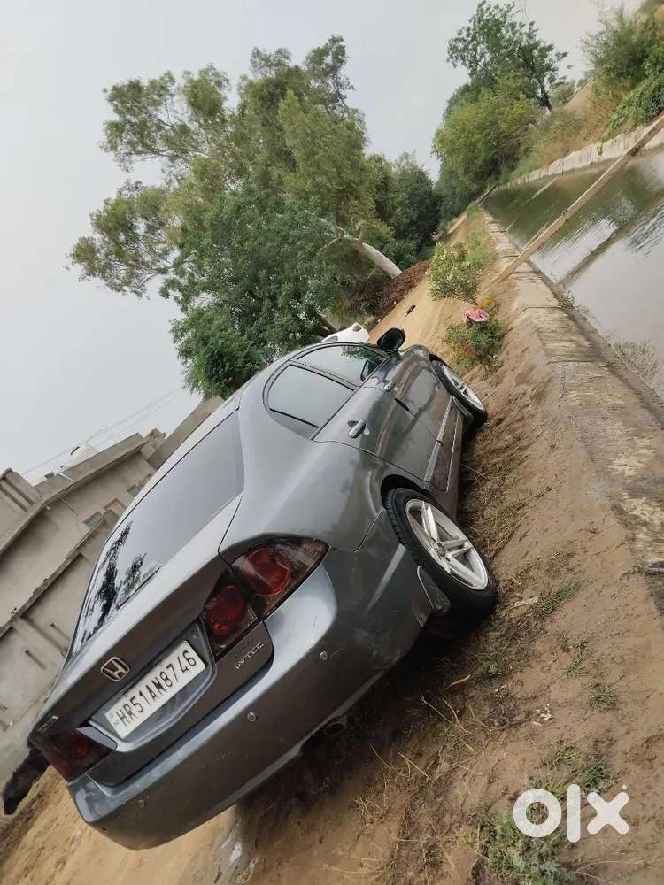 Honda Civic 2011 Model 1st Owner Petrol Puls Cng