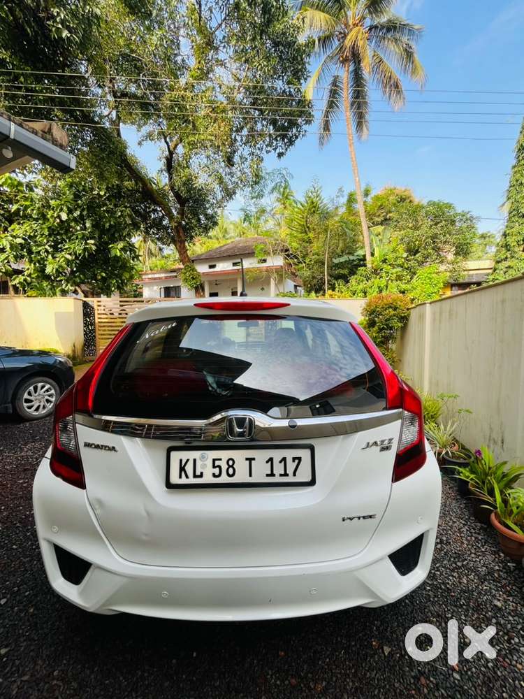 Honda Jazz Petrol Manual 2016