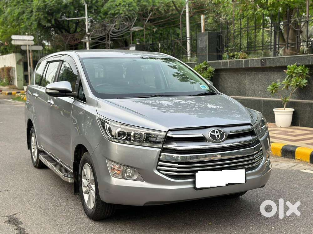 Toyota Innova Crysta