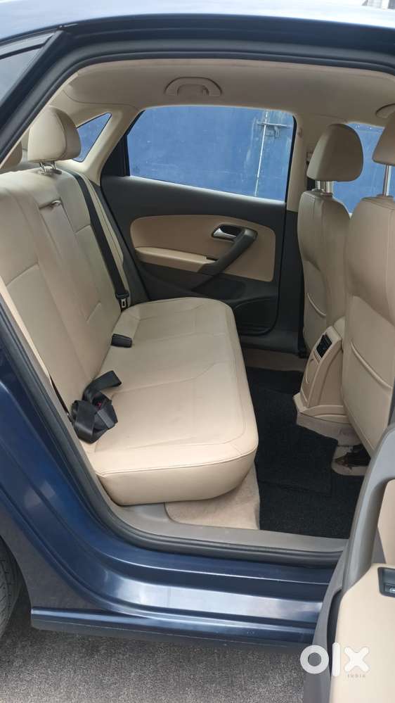 Volkswagen Vento 2010-2013 Petrol Highline, 2015, Petrol