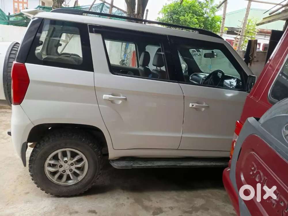 Mahindra Tuv 300 2015