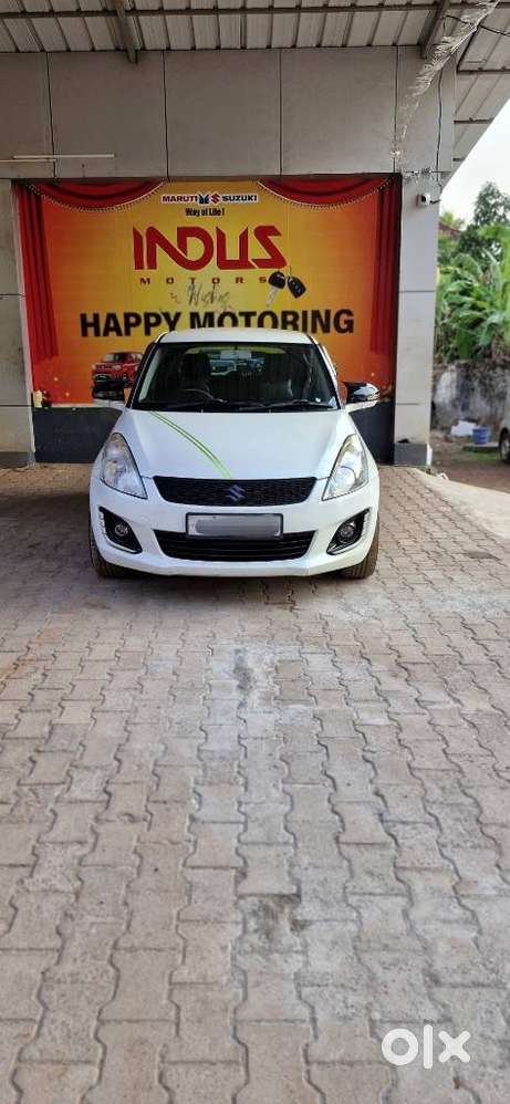 Maruti Suzuki Swift Vxi + Manual, 2017, Petrol