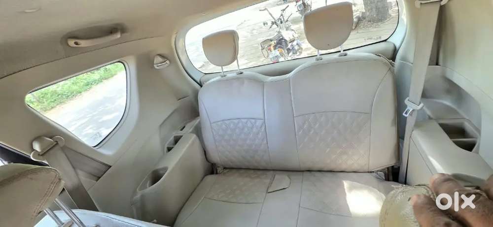 Maruti Suzuki Ertiga Model  2015