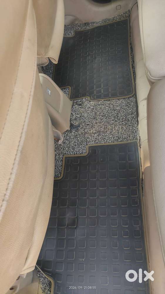 Maruti Ertiga Vxi 2023 Cng