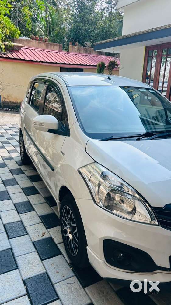 Maruti Suzuki Ertiga 2017 Petrol Well Maintained