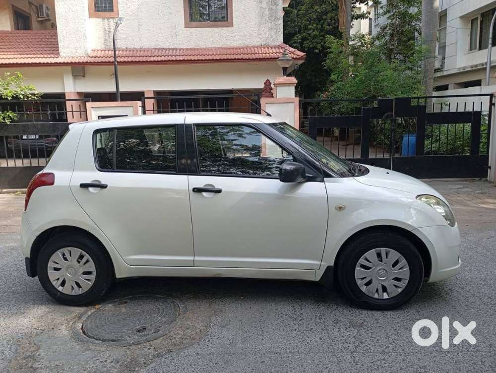 Maruti Suzuki Swift Vxi + Manual, 2007, Petrol