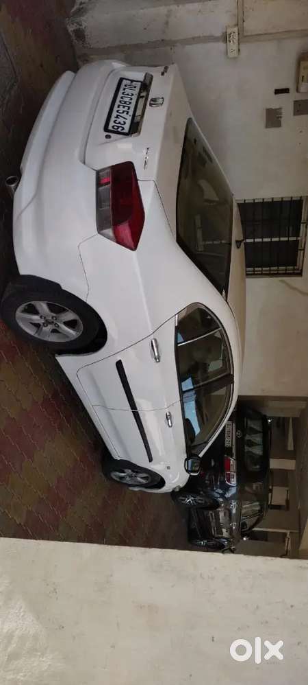 Honda City Mt Sunroof 2010