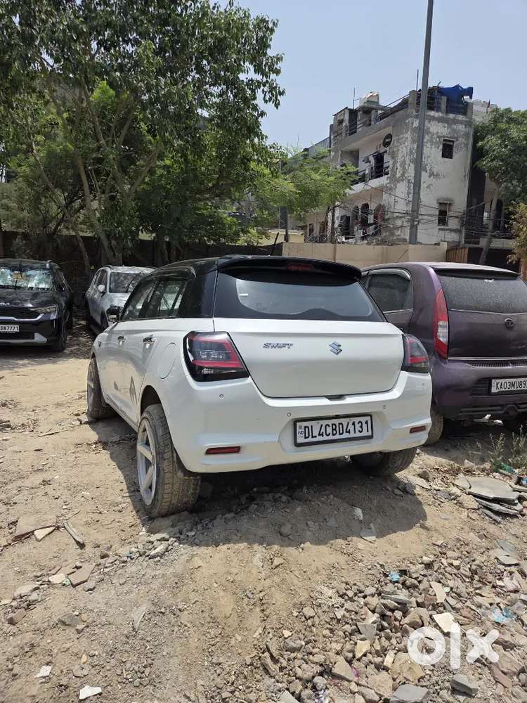 Maruti Suzuki New-gen Swift 2024 Petrol 11000 Km Driven