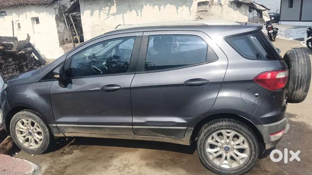 Ford Ecosport 2016 Diesel 140000 Km Driven