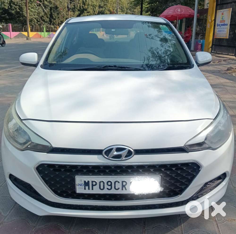 Hyundai I20 Petrol Cvt Magna Executive, 2015, Petrol
