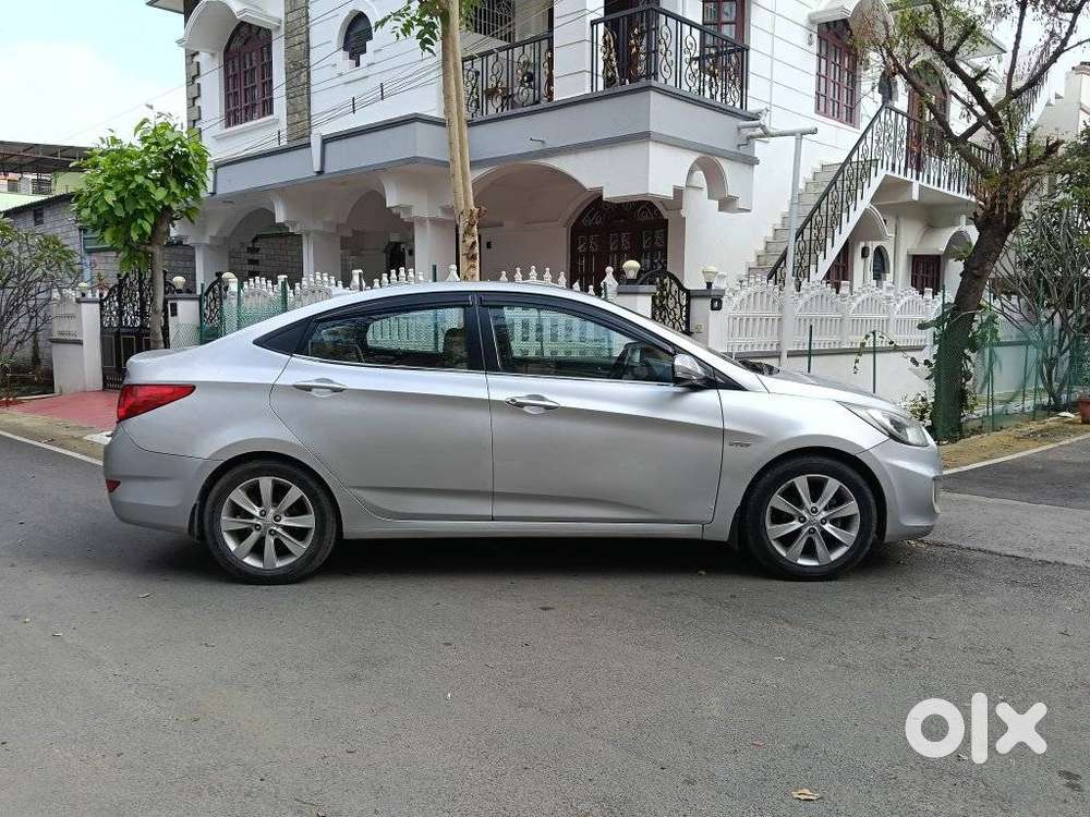 Hyundai Verna Vtvt 1.6 Sx, 2011, Petrol