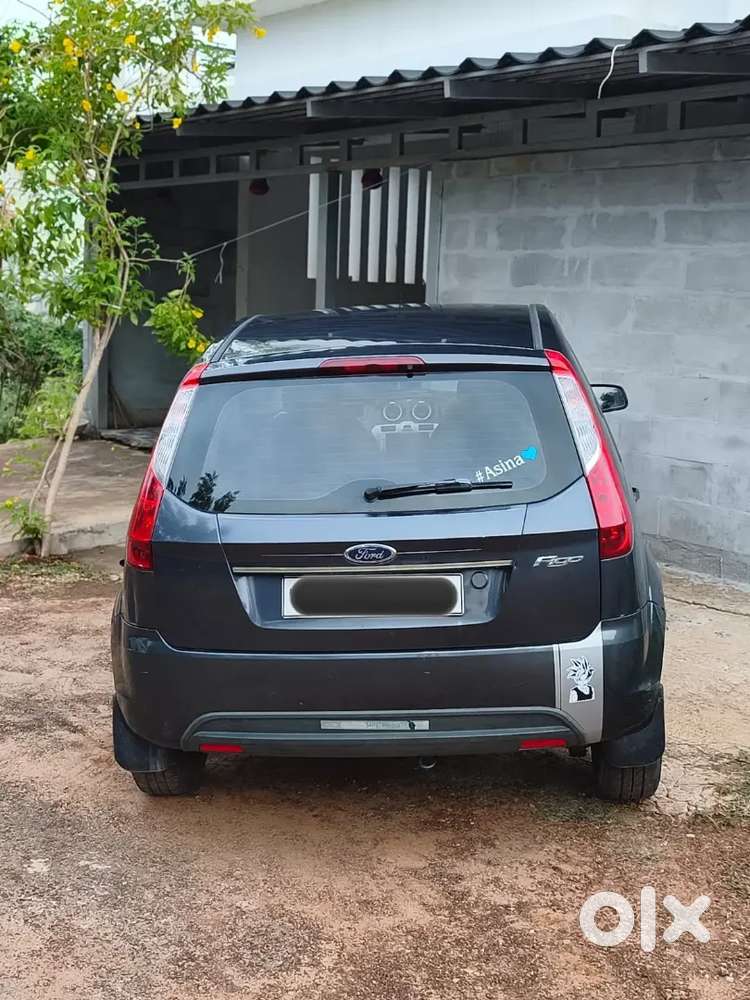 Ford Figo Petrol Zxi 2011