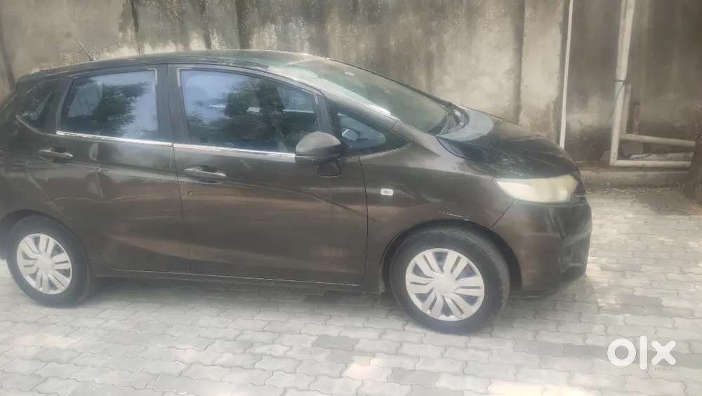 Honda Jazz 2015 Diesel 104000 Km Driven