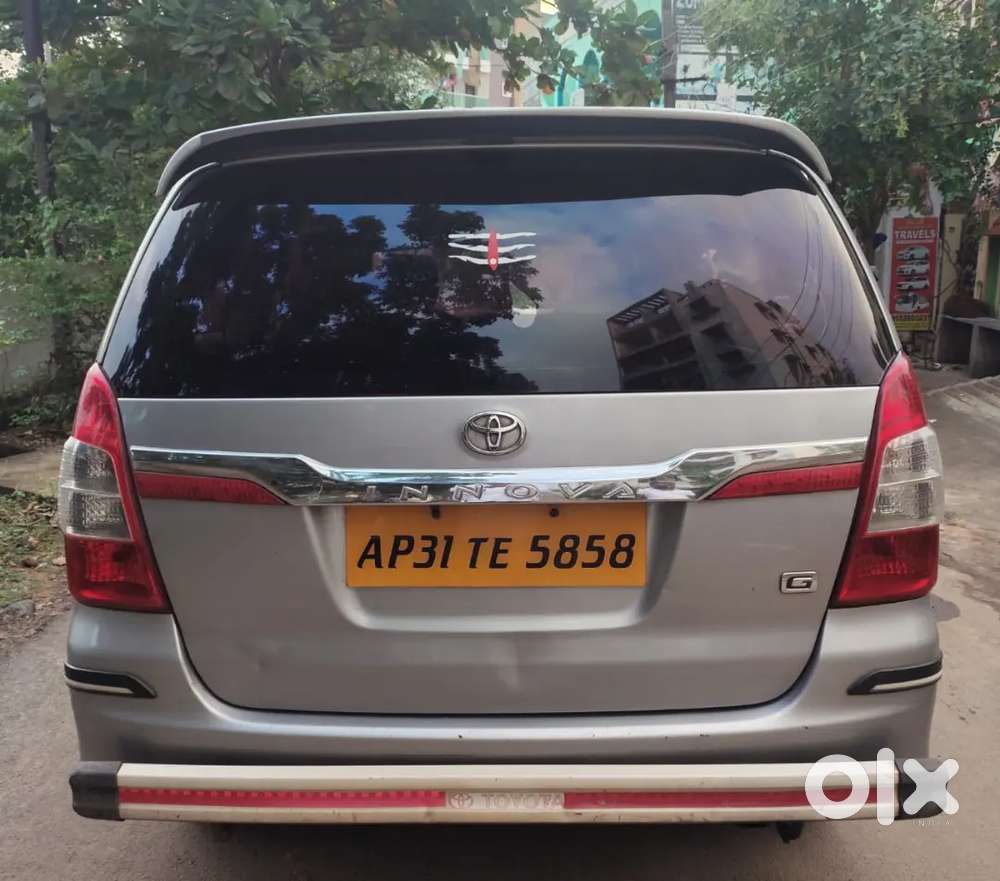 Toyota Innova 2015 Diesel 400000 Km Driven