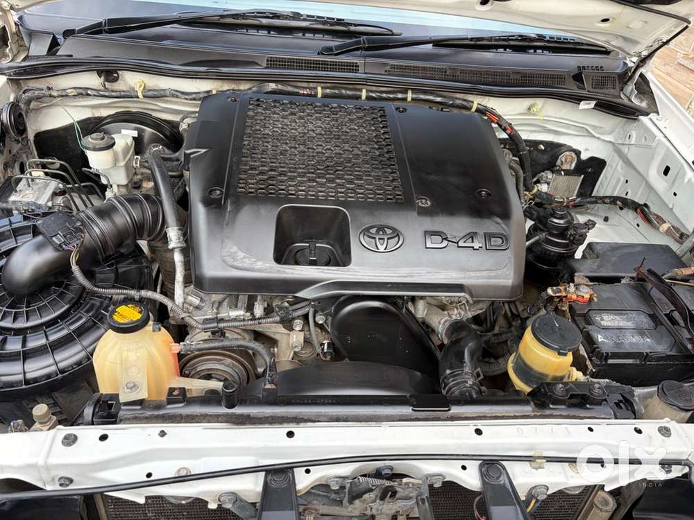 Toyota Fortuner Diesel Manual 2012