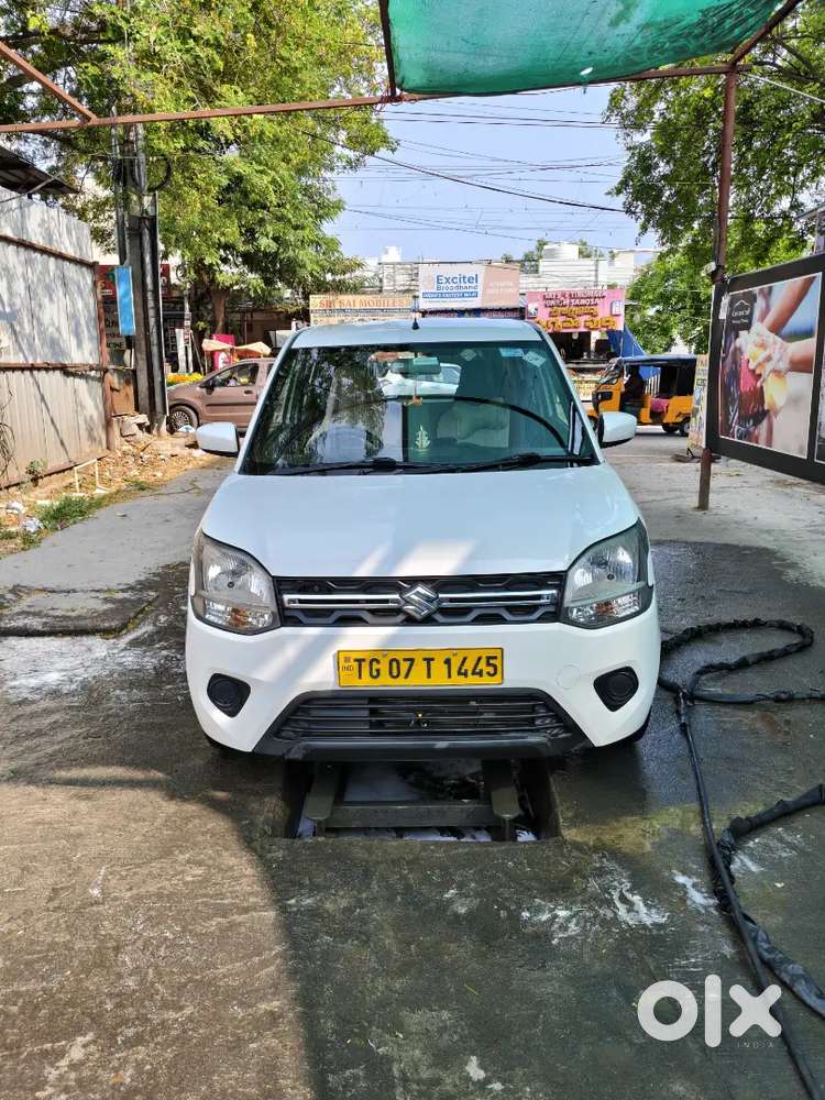 Wagon R, White Colour, Vxi Cng, No Modified.