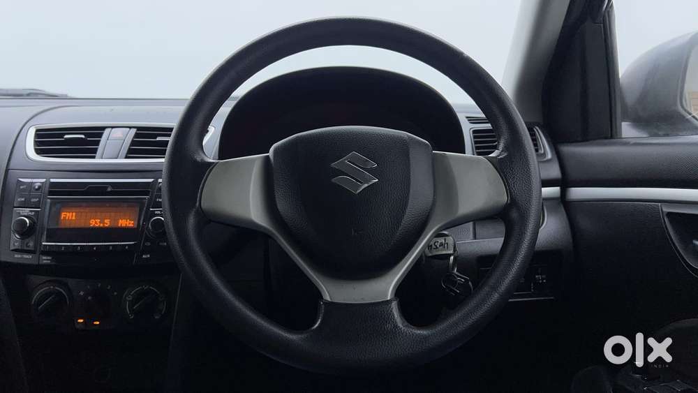 Maruti Suzuki Swift Vvt Vxi, 2015, Petrol