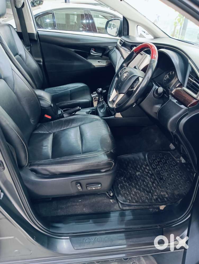 Toyota Innova Crysta 2.4 Z 7 Str, 2017, Diesel