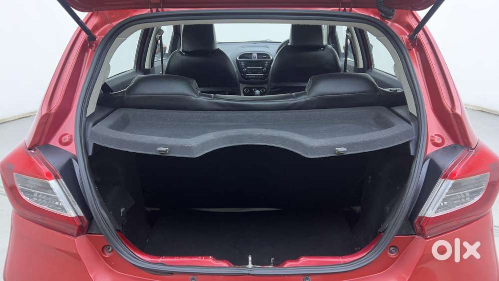 Tata Tiago Xza, 2019, Petrol