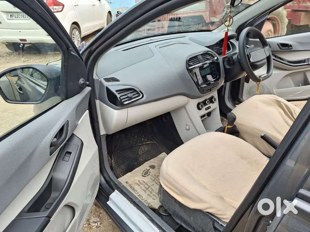 Tata Tiago 2025 Petrol Well Maintained