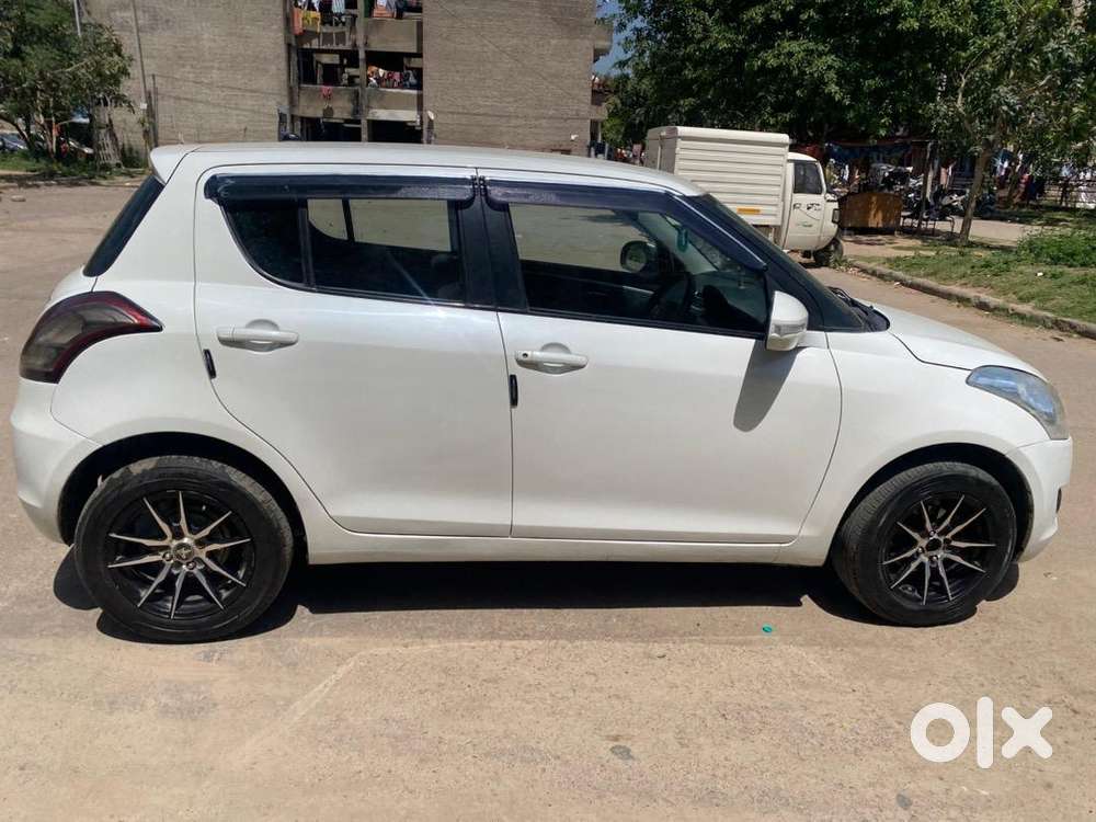 Maruti Suzuki Swift 2012 Petrol Good Condition