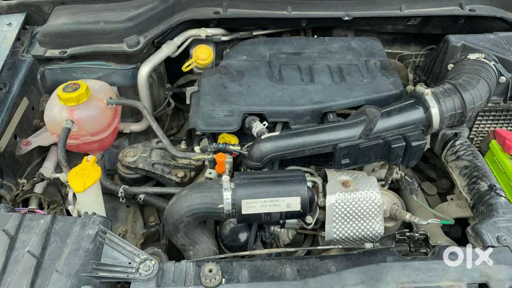 Mahindra Xuv300 W6, 2021, Petrol