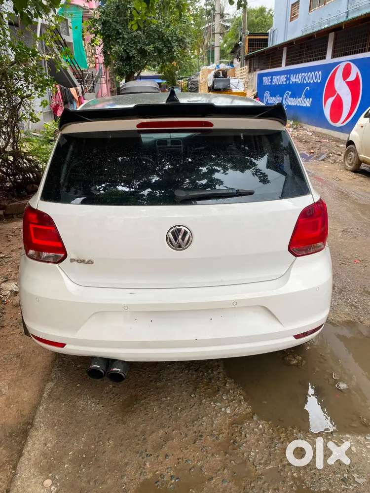 Volkswagen Polo Comfortline Petrol 2015